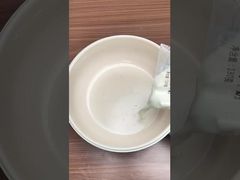 Voir 130g*24 Nouilles Instantanées Saveur Poulet Épicé Pour Démonstration Marché Fortes Ventes