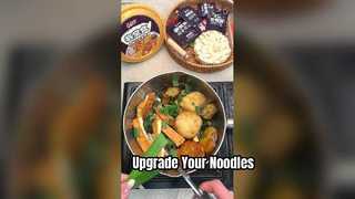 Cuire les nouilles instantanées de cette façon avec d'autres ingrédients